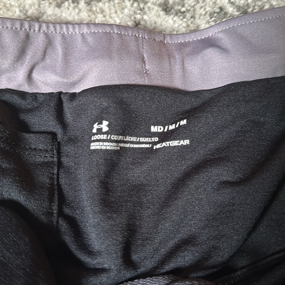 Under Armour Heatgear Shorts 💜 - Picture 3 of 7